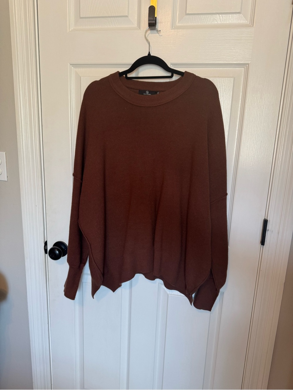 Women’s Brown Crewneck Pullover Sweater